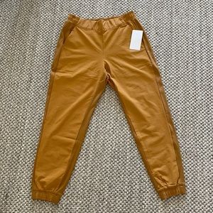 Textured Brooklyn Jogger